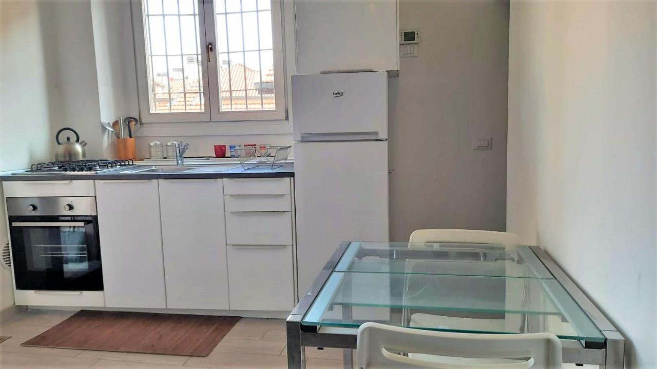 Accomodo Mim23 Monolocale Navigli Lägenhet Milano Exteriör bild