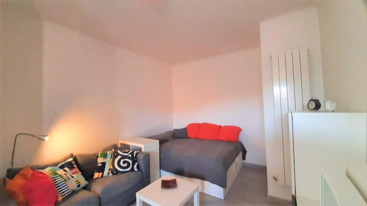 Accomodo Mim23 Monolocale Navigli Lägenhet Milano Exteriör bild